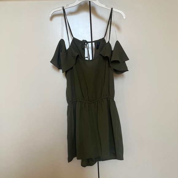 Small BeBop Romper in Olive - Picture 1 of 6